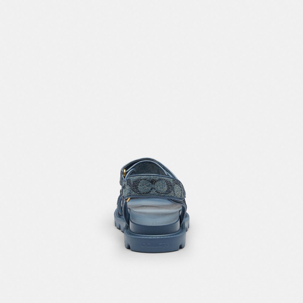 Женские сандалии Coach Brynn Sandal In Crystal Signature Denim — фото 4