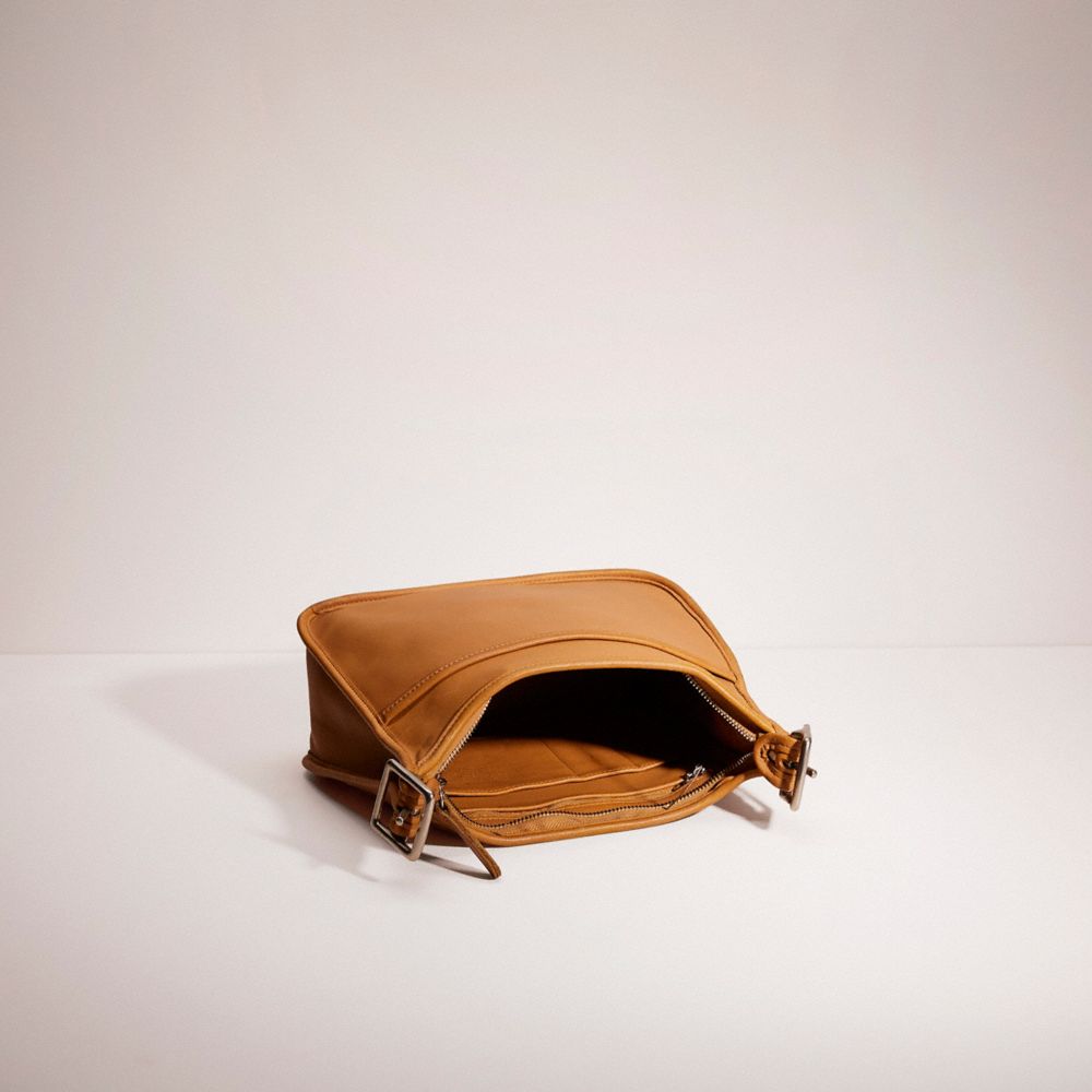 Vintage Large Legacy Zip Bag