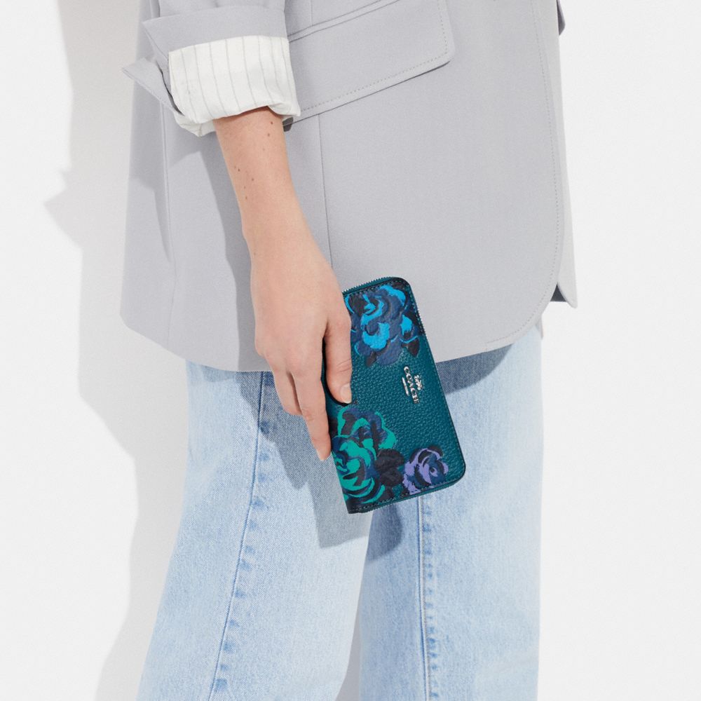 Medium Id Zip Wallet With Jumbo Floral Print