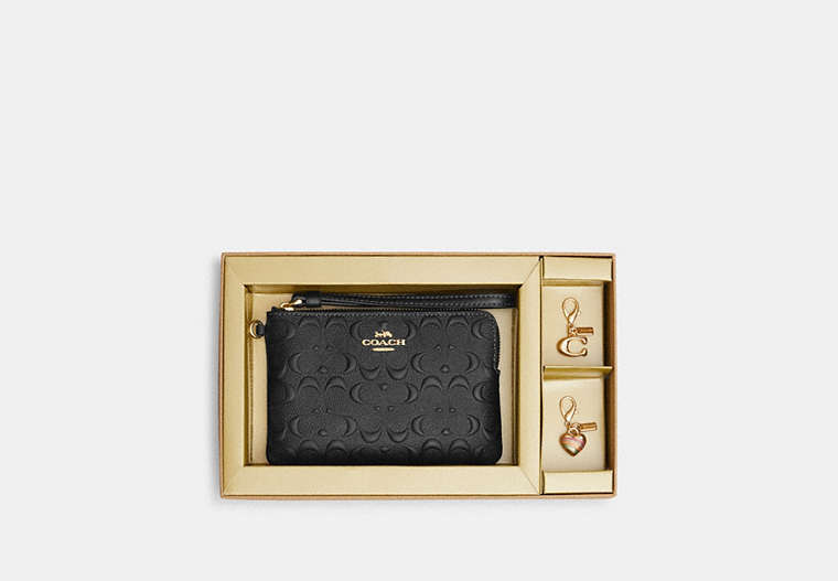 COACH®,BOXED CORNER ZIP WRISTLET IN SIGNATURE LEATHER,Smooth Calf Leather,Mini,Gold/Black,Front View