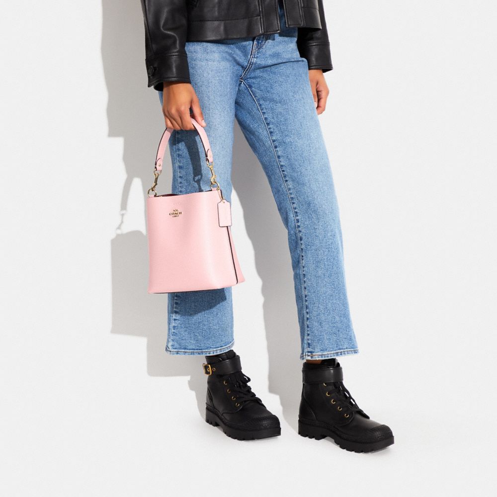 公式】コーチアウトレット | モリー バケット 22・シグネチャー  