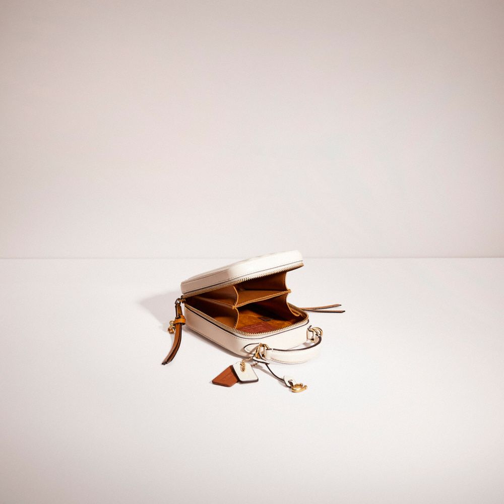 Upcrafted Alie Camera Bag With Quilting