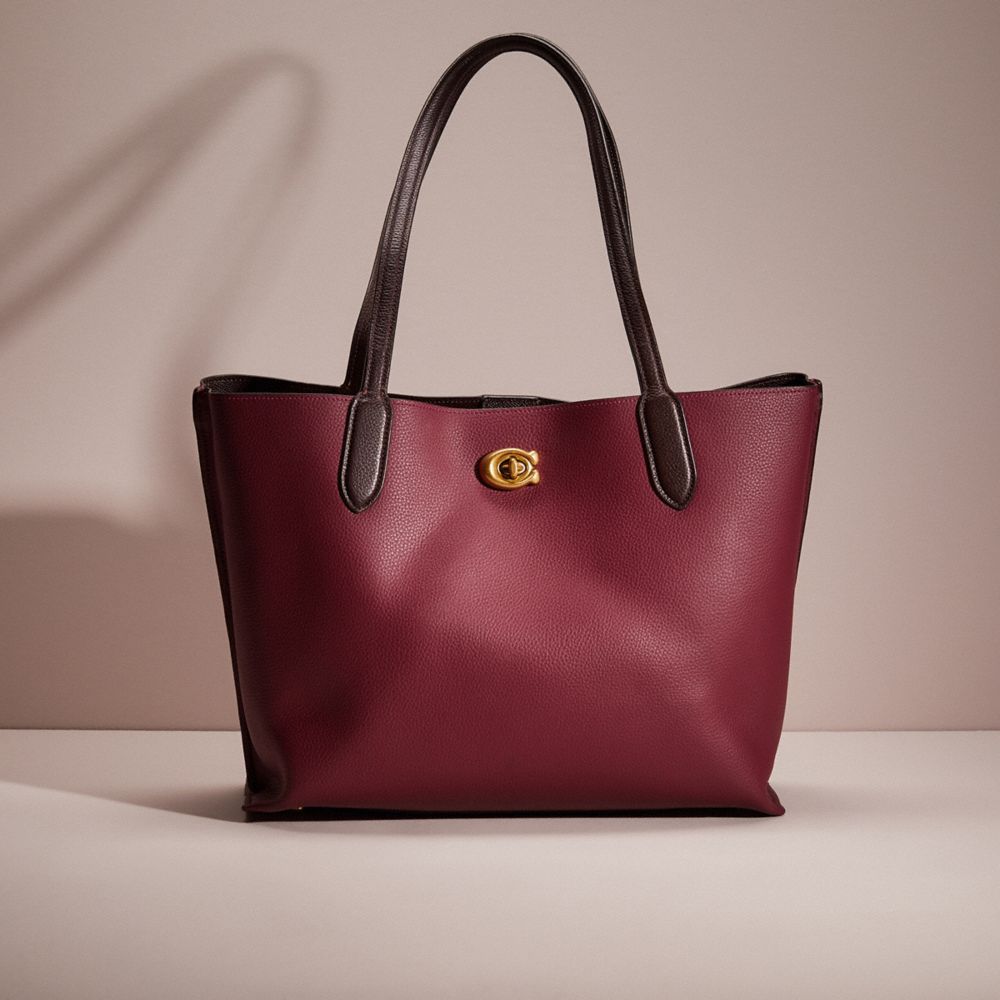 COACH®,Cuir galet poli,Laiton/Cerise Noire Multi,Front View