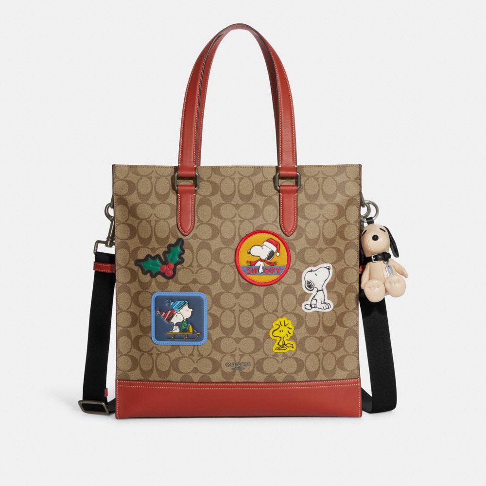 公式】コーチアウトレット | 【COACH X PEANUTS】スヌーピー コレクティブル バッグ チャーム・シグネチャー キャンバス | バッグ チャームu0026キーホルダー