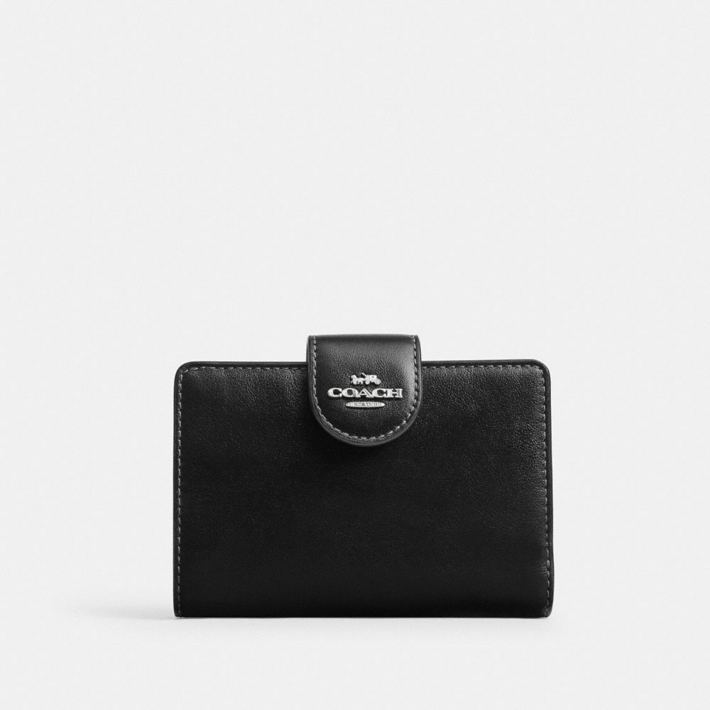 COACH®,MEDIUM CORNER ZIP WALLET,,Front View