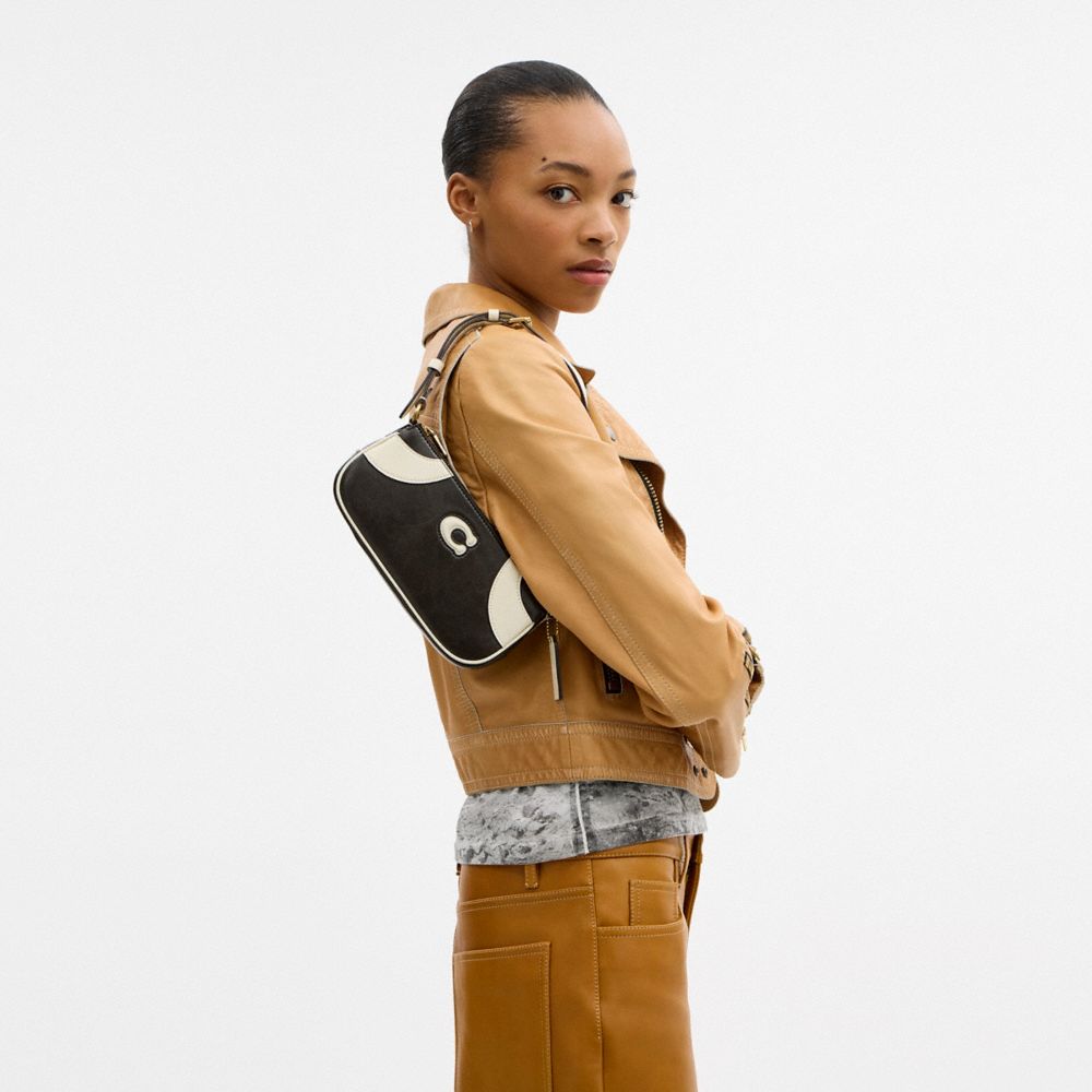 Женские сумки Coach Bowling Small Shoulder Bag — фото 5