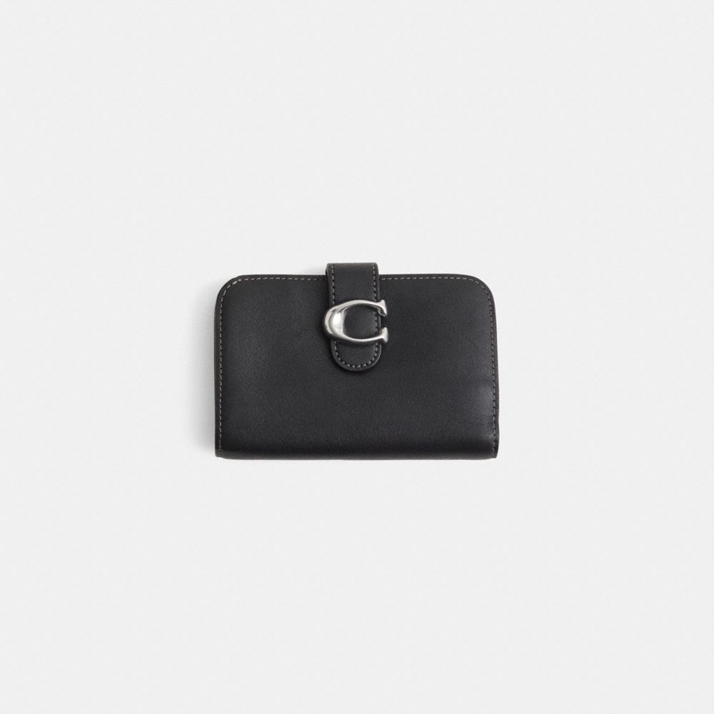 COACH®,Restored Tabby Wallet,Leather,Clutch,Metal Material,Logo,Casual,,Front View