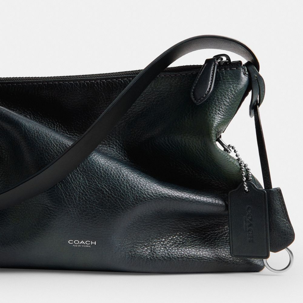 Mott Messenger Bag 33