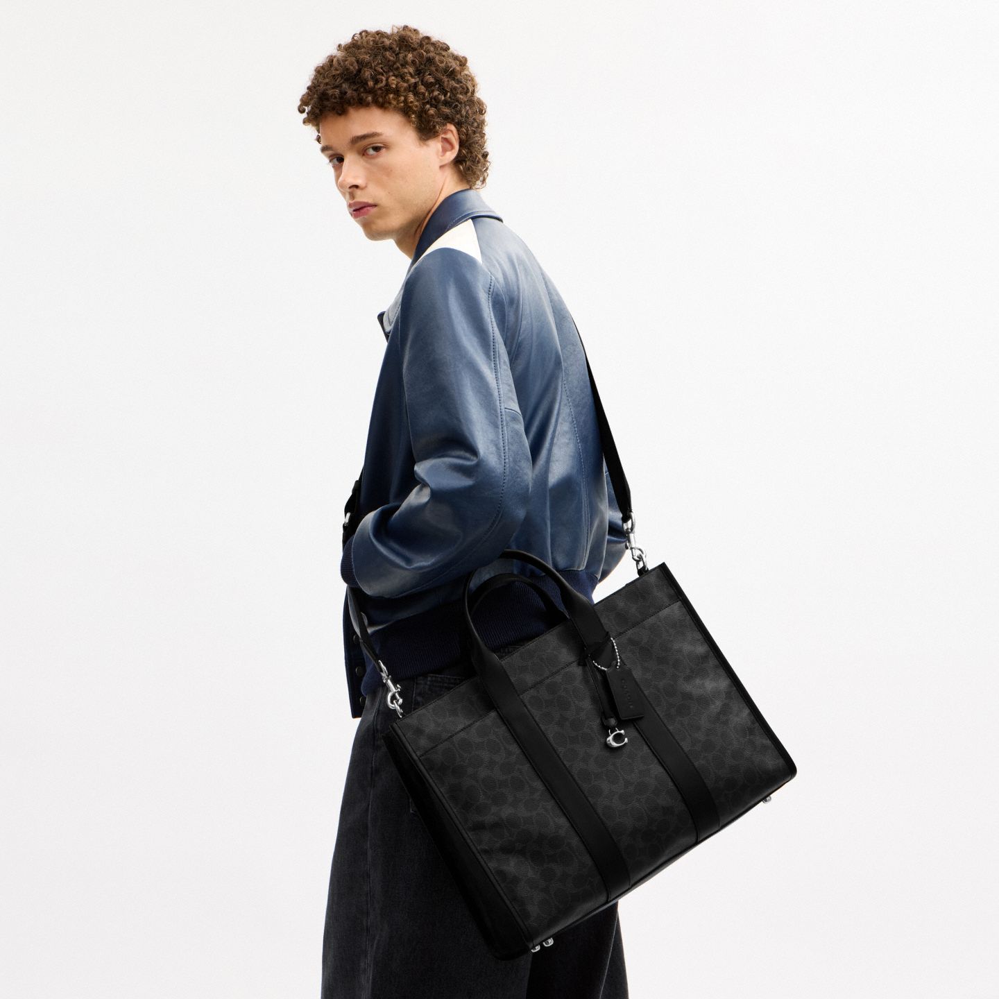 Мужская сумка Coach Wesley Tote In Signature UpcraftedLeather, цвет: Чёрный — фото 5