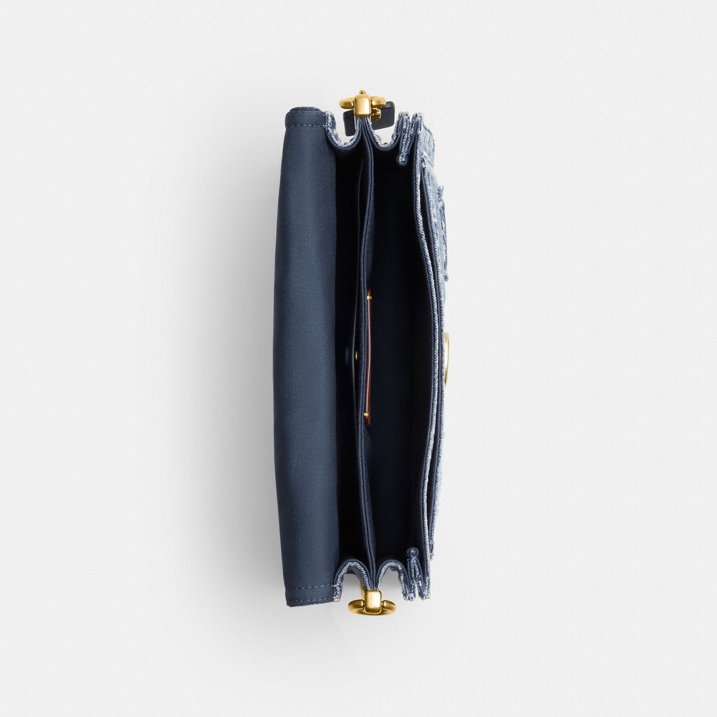 Женская сумка Coach Tabby Shoulder Bag 26 In Regenerative Cotton Denim With Hearts, цвет: Латунный / Джинсовый — фото 5