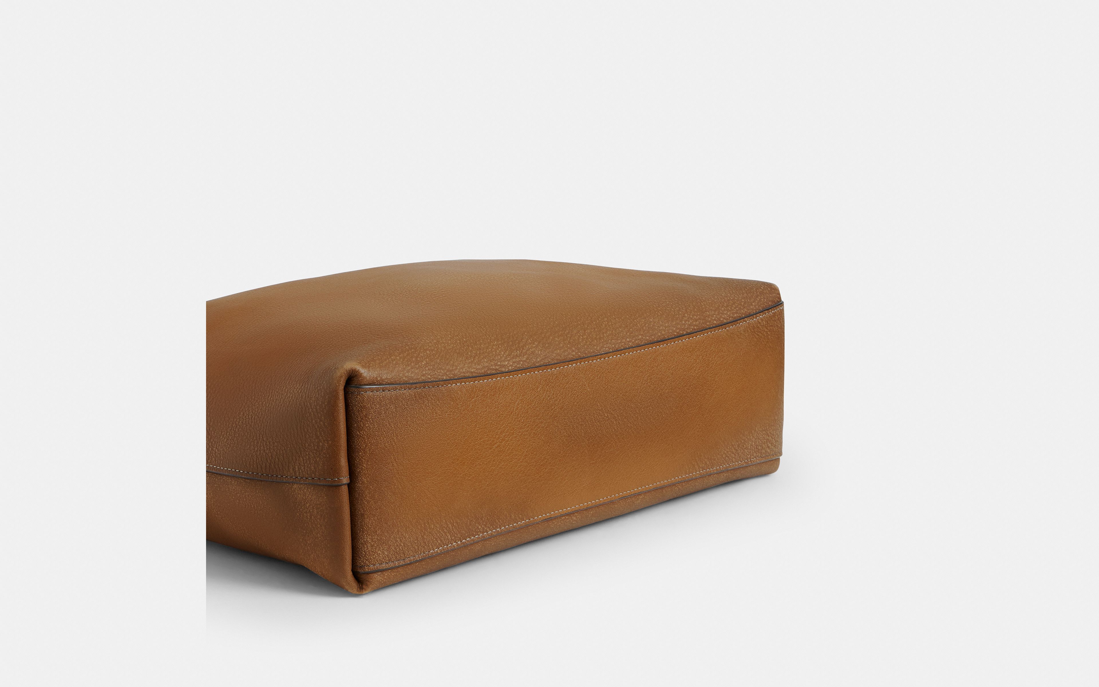 Brooklyn Shoulder Bag 34 In Loved Leather