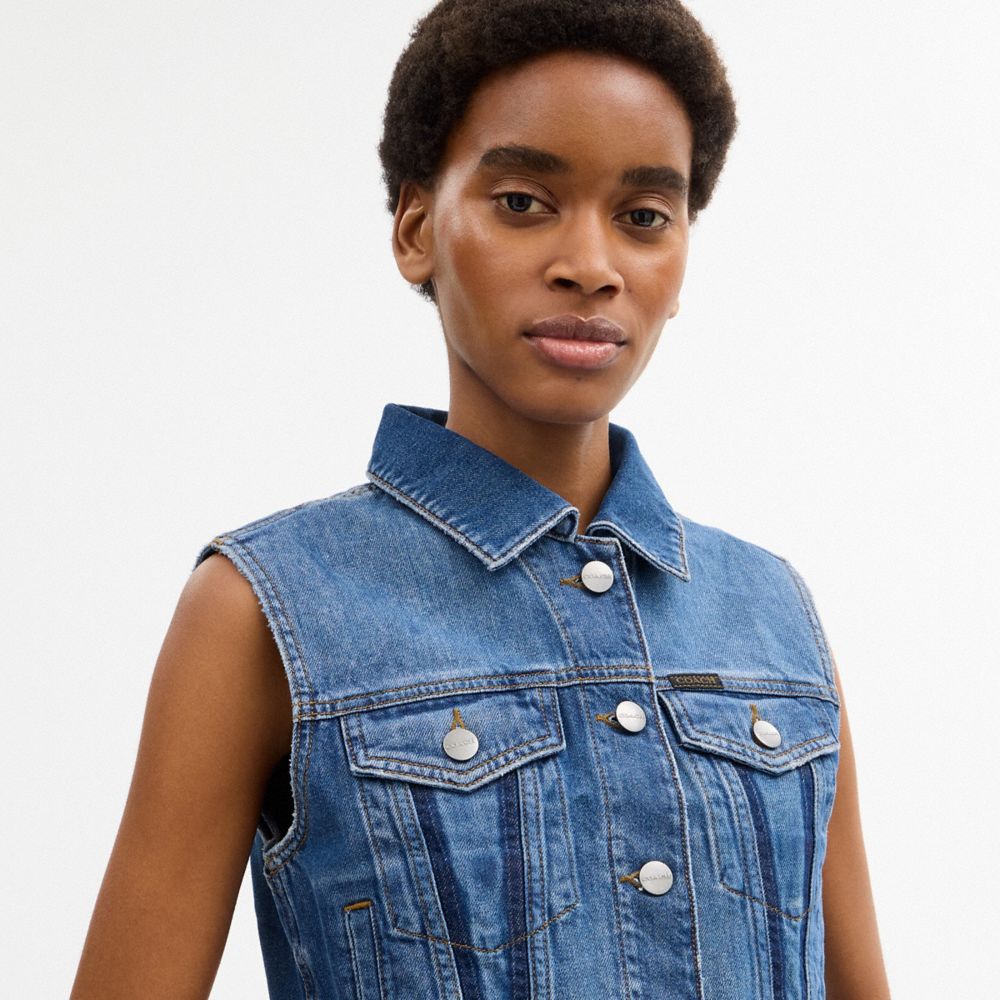 Женские жилеты Coach Shrunken Denim Workwear Vest — фото 4