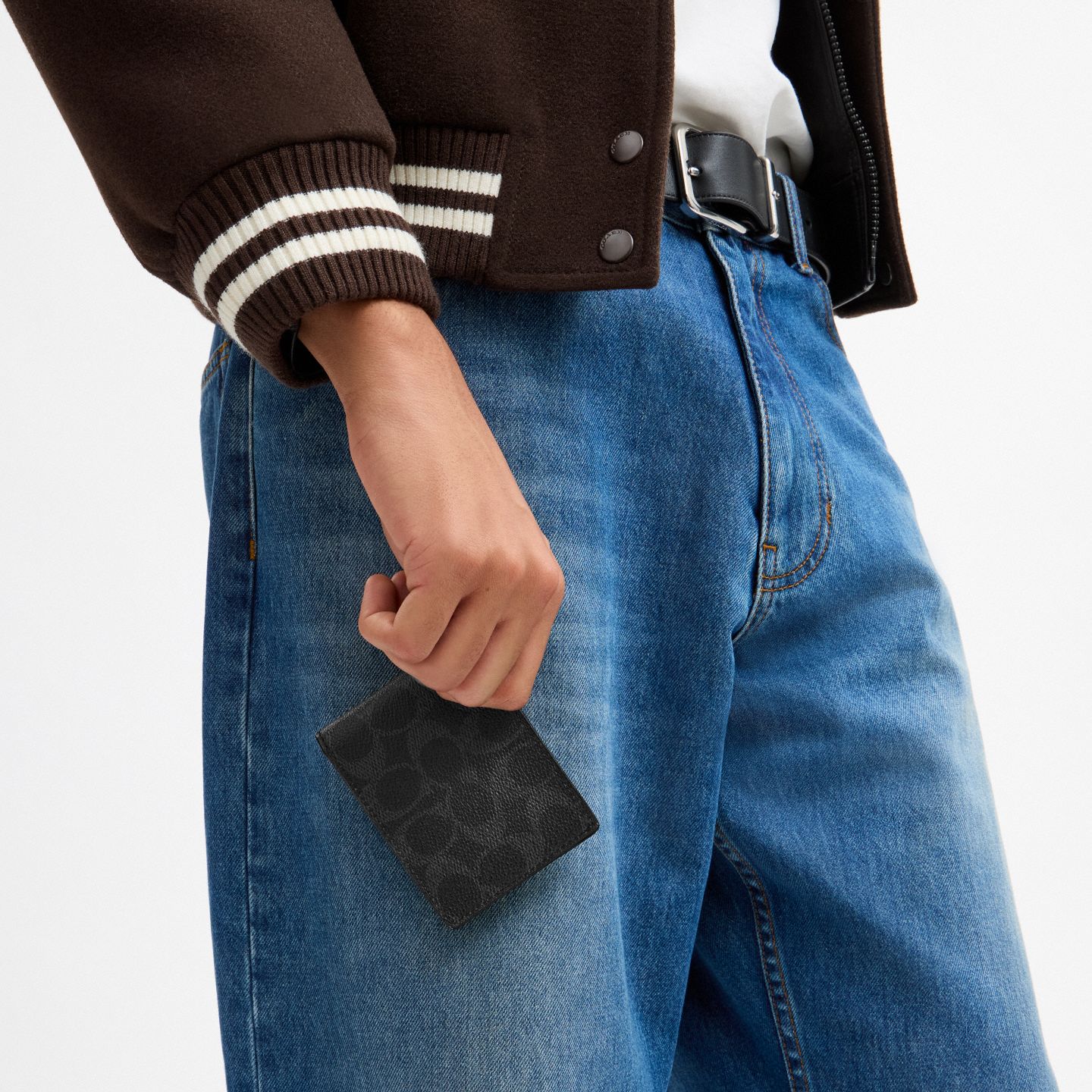 Мужской кошелёк Coach Slim Billfold In Signature UpcraftedLeather, цвет: Чёрный — фото 4