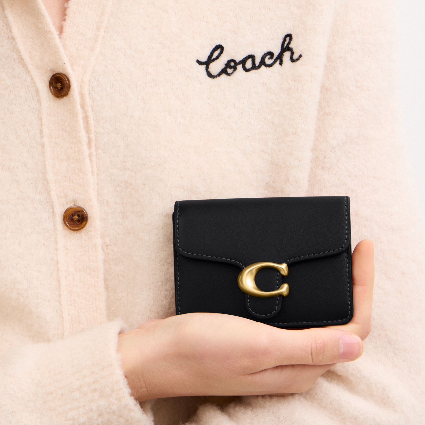 Женский кошелёк Coach Tabby Card Case, цвет: Латунный / Чёрный — фото 4