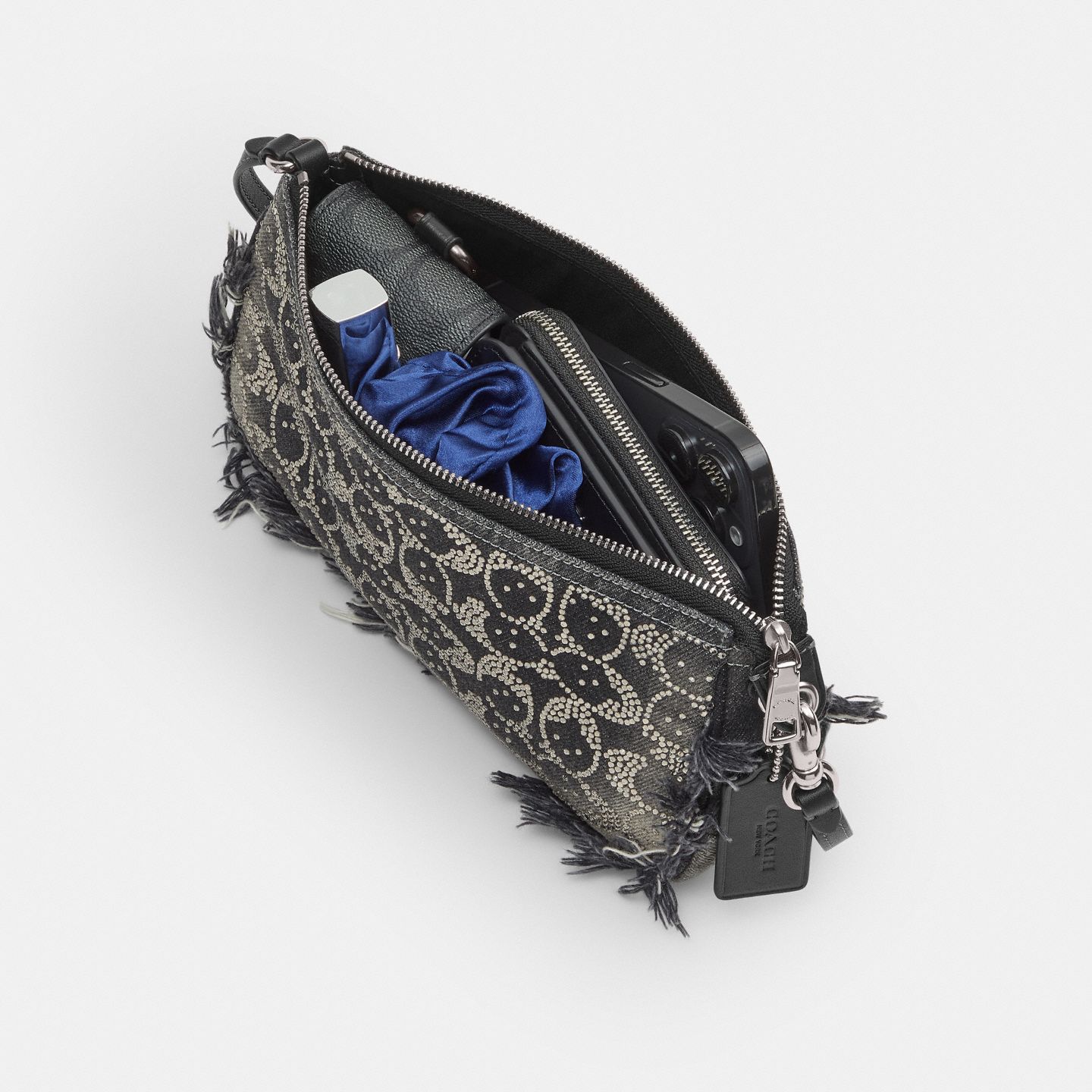 Женская сумка Coach Plaza Bag In Regenerative Cotton Denim With Loved Crystal Signature, цвет: Серебряный / Чёрный — фото 3