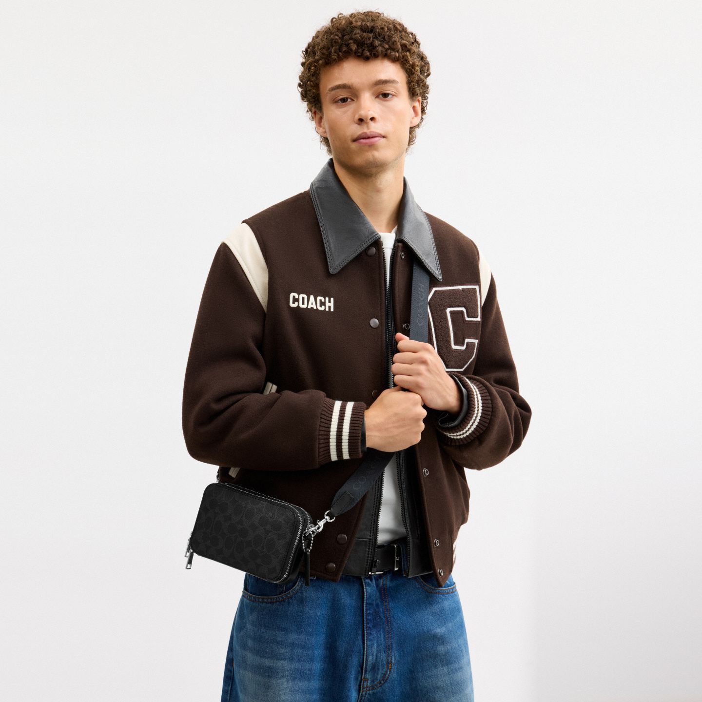 Мужская сумка Coach Clinton Crossbody Bag In Signature UpcraftedLeather, цвет: Чёрный — фото 4