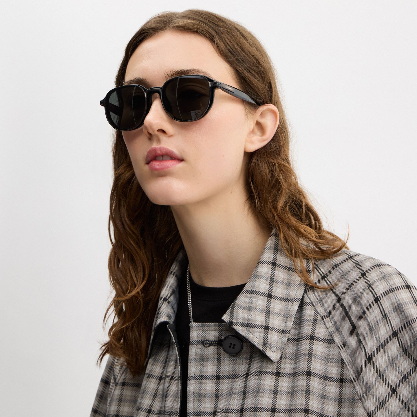 Мужские солнцезащитные очки Coach Clip-On Round Sunglasses, цвет: Чёрный — фото 4