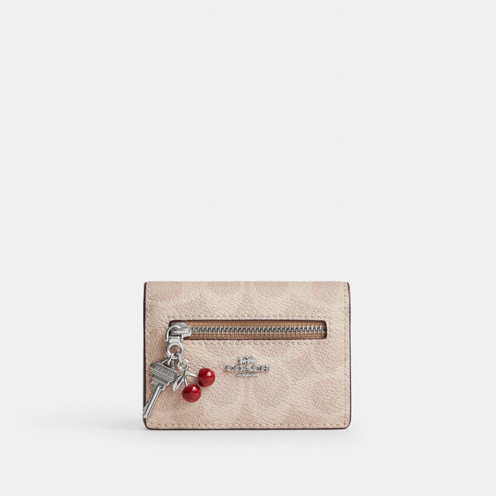 COACH®,Porte-cartes Avec Charms En Toile Signature,signature_canvas,Argent/Sable/Taupe,Front View