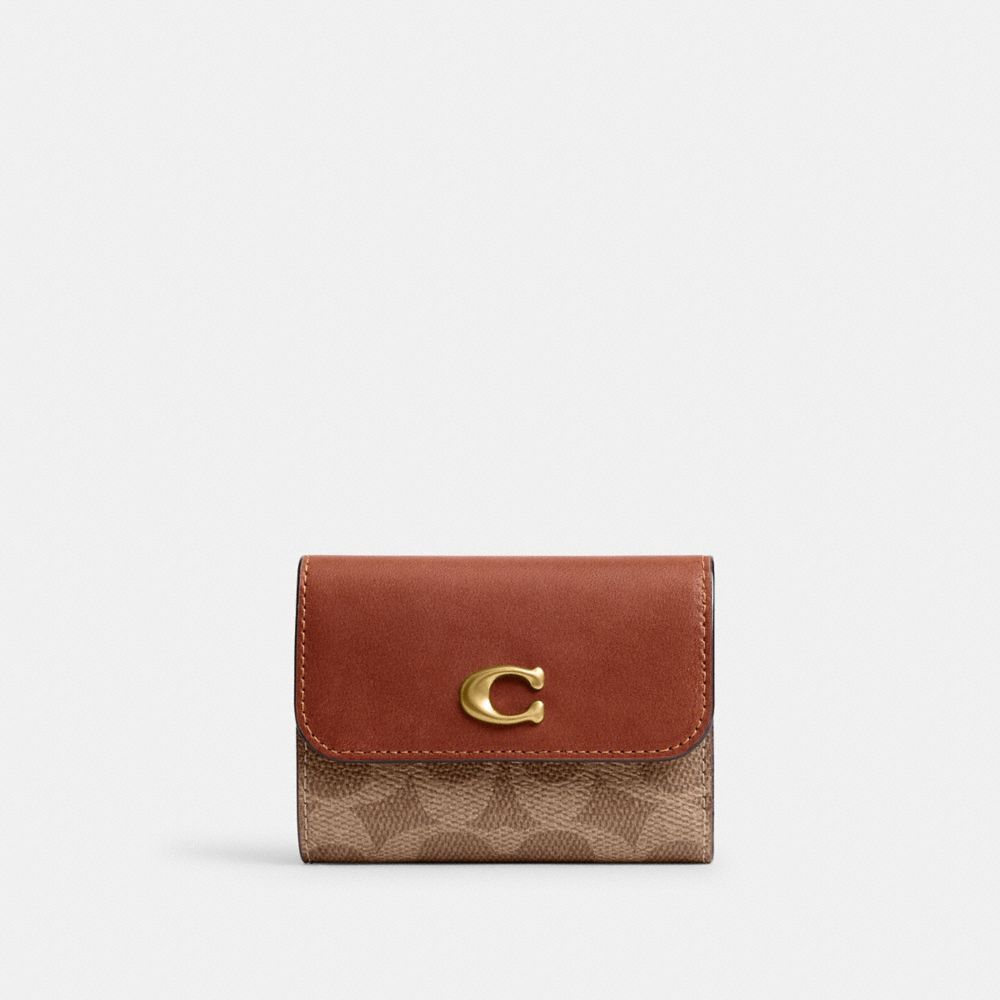 COACH®,Essential Card Holder Wallet In Signature UpcraftedLeather,,Front View