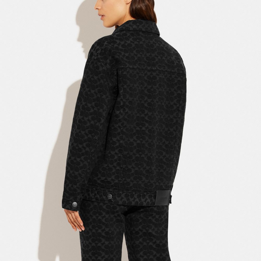 公式】COACH – コーチ | シグネチャー ジャカード デニム ジャケット 公式】COACH – コーチ | シグネチャー ジャカード デニム ジャケット
