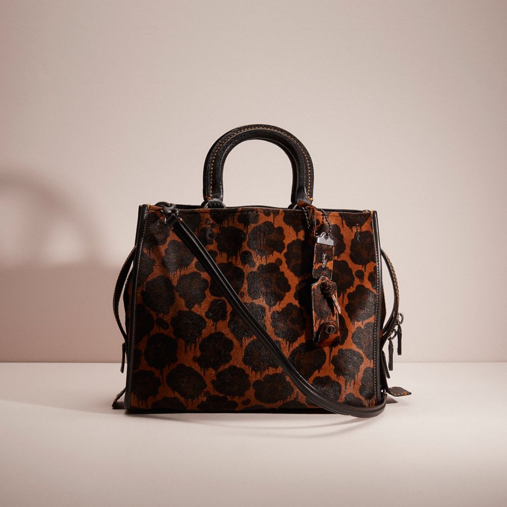 COACH®,RESTORED ROGUE,Wild Beast/Black Copper,Front View