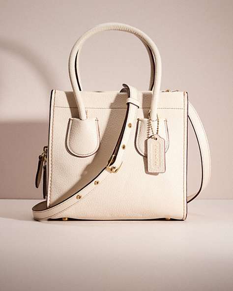 COACH®,RESTORED CASHIN CARRY TOTE 22,Natural Pebble Leather,Medium,Brass/Chalk,Front View
