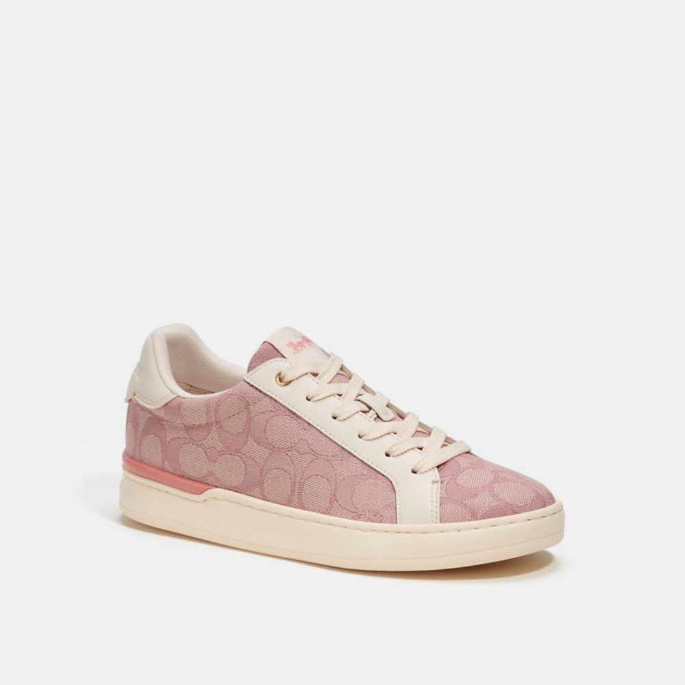 COACH®,CHAUSSURE DE SPORT BASSE CLIP EN JACQUARD SIGNATURE,Cuir,Rose,Front View