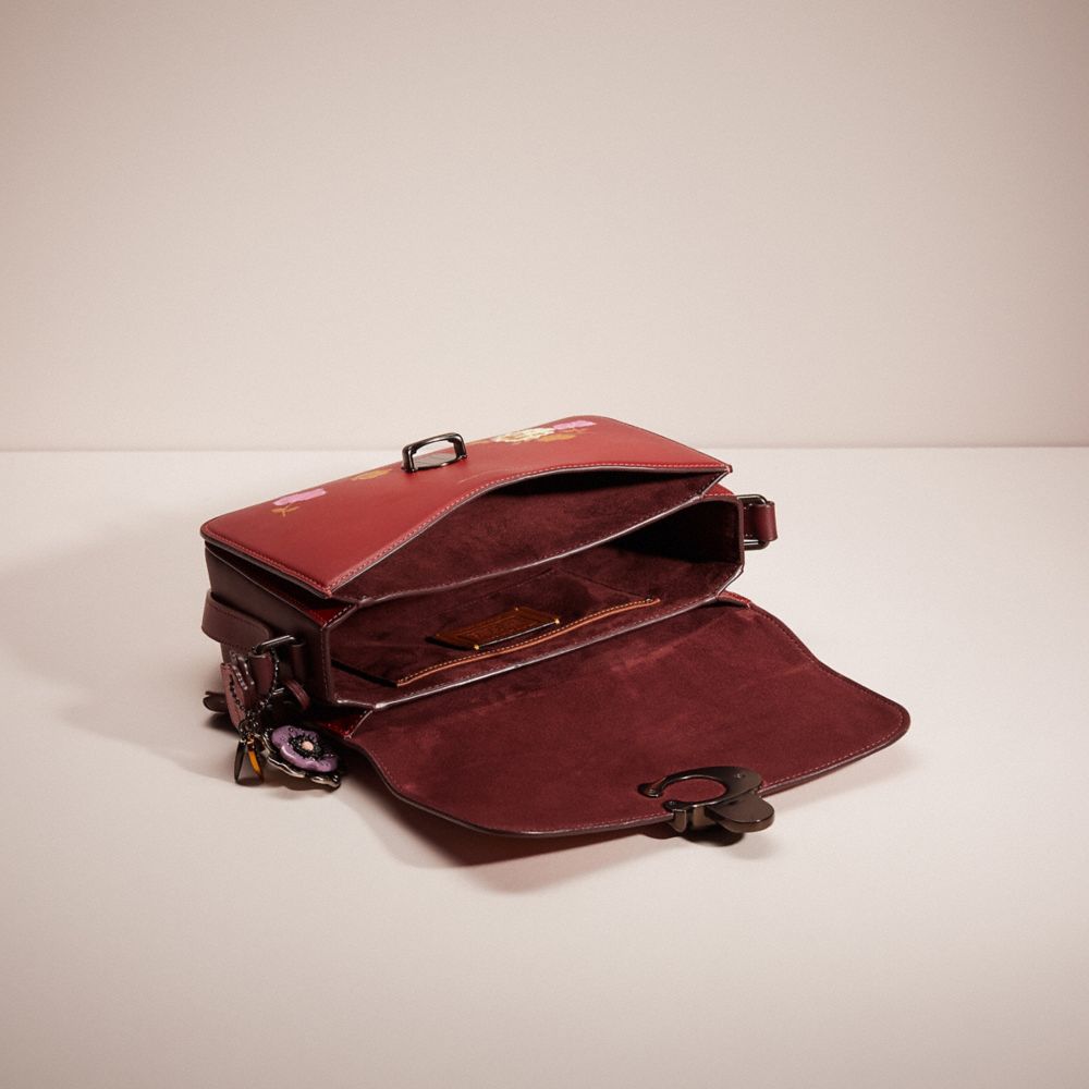 Upcrafted Studio Shoulder Bag In Colorblock