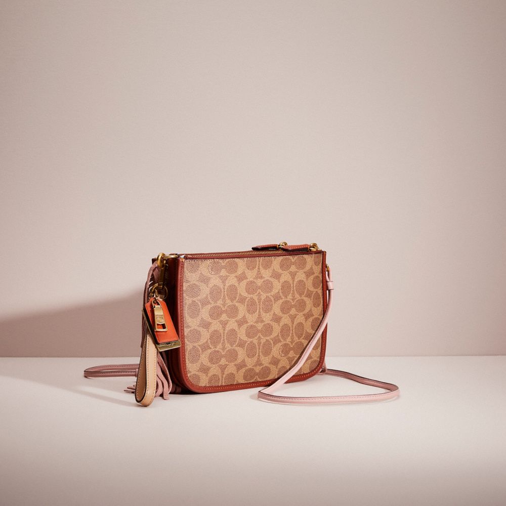 バッグ Coach Handbag Signature Leather Canvas COACH® | Upcrafted Slim Turnlock Crossbody In Signature Canvas