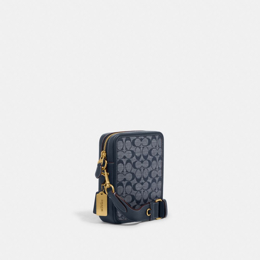 COACH®,サリバン クロスボディ・シグネチャー シャンブレー,斜め掛け&ボディバッグ,ﾌﾞﾗｽ/ﾃﾞﾆﾑ