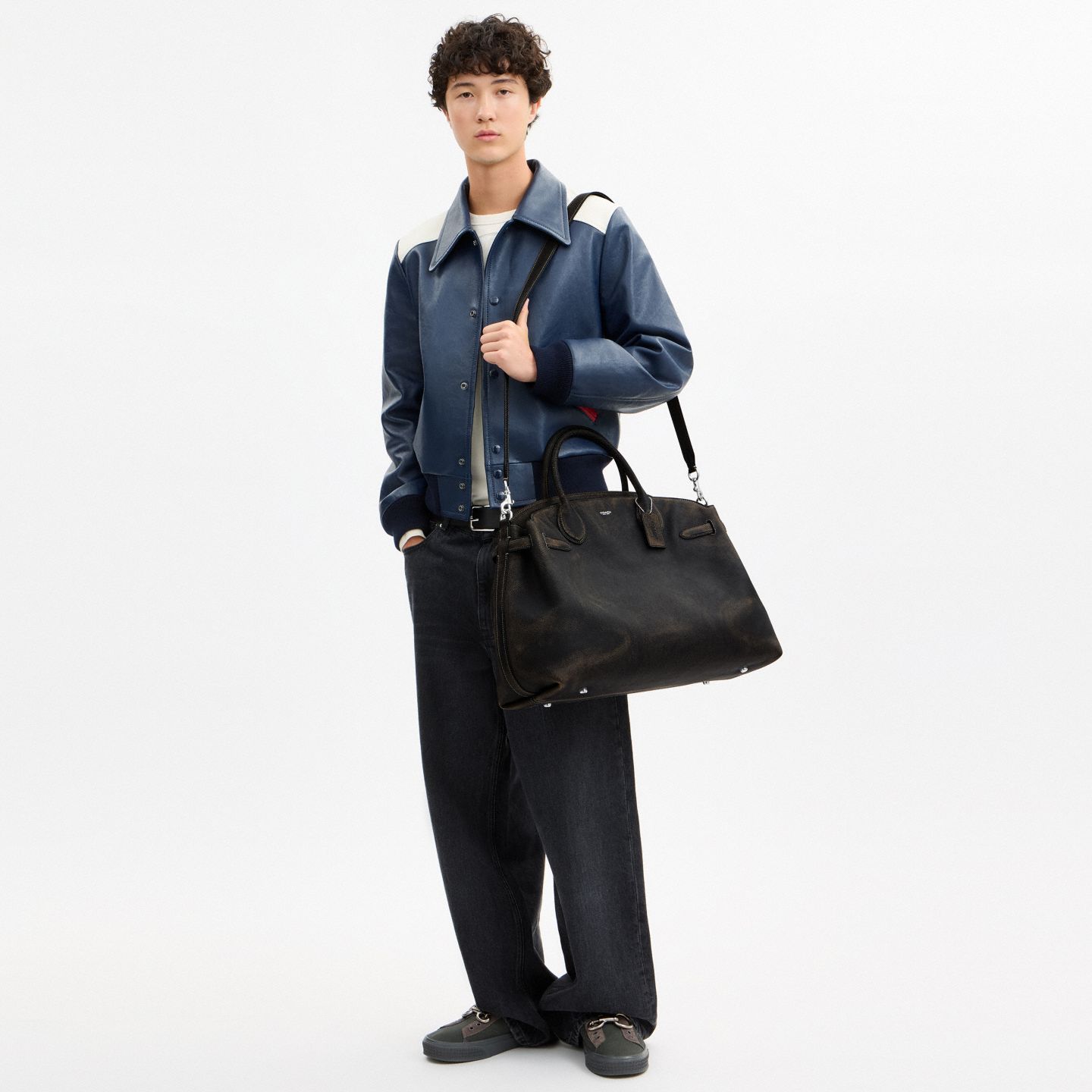 Мужская сумка Coach Soft Empire Carryall Bag 48 In Loved Leather, цвет: Чёрный — фото 4