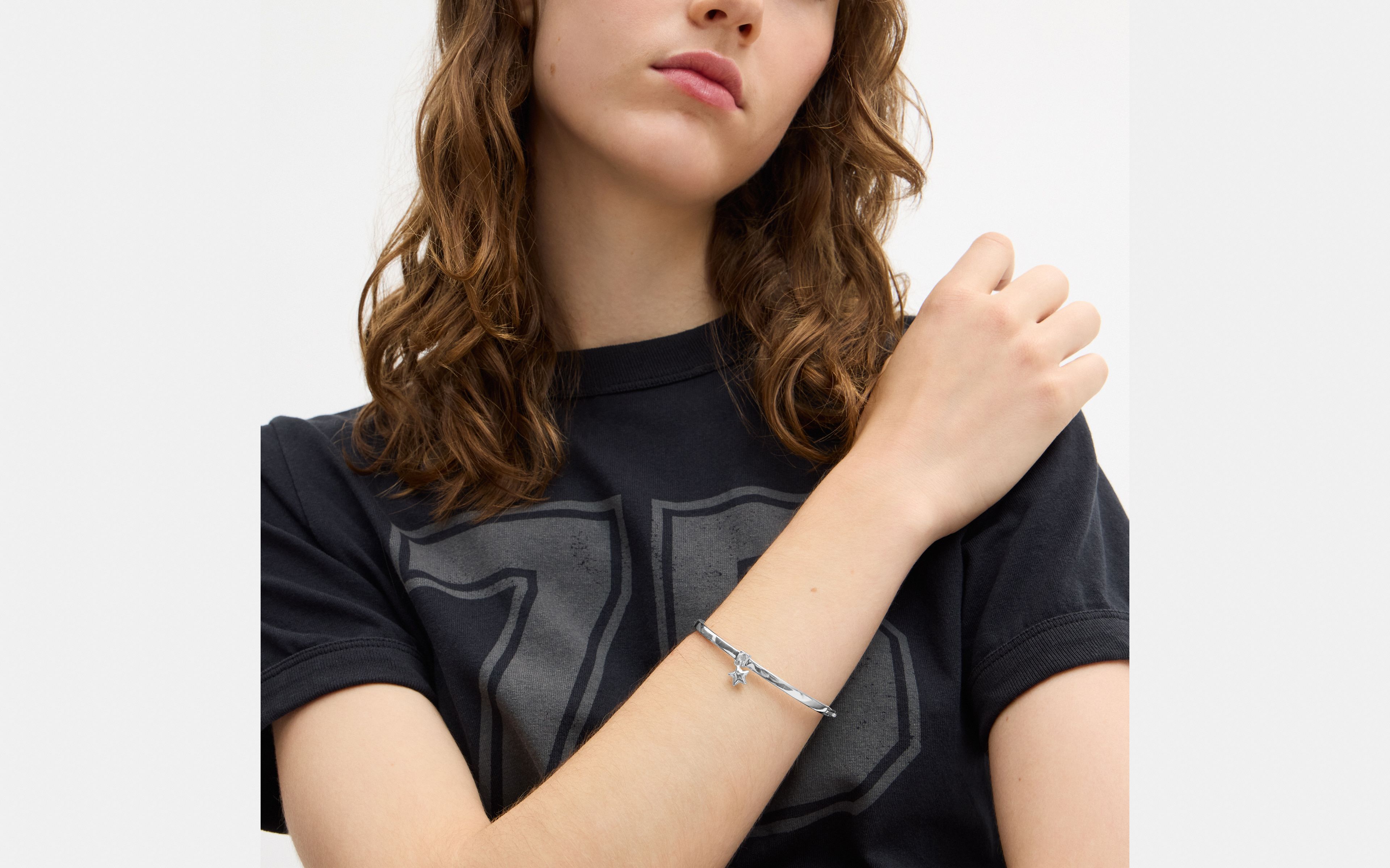 Star Charm Thin Hinged Bangle