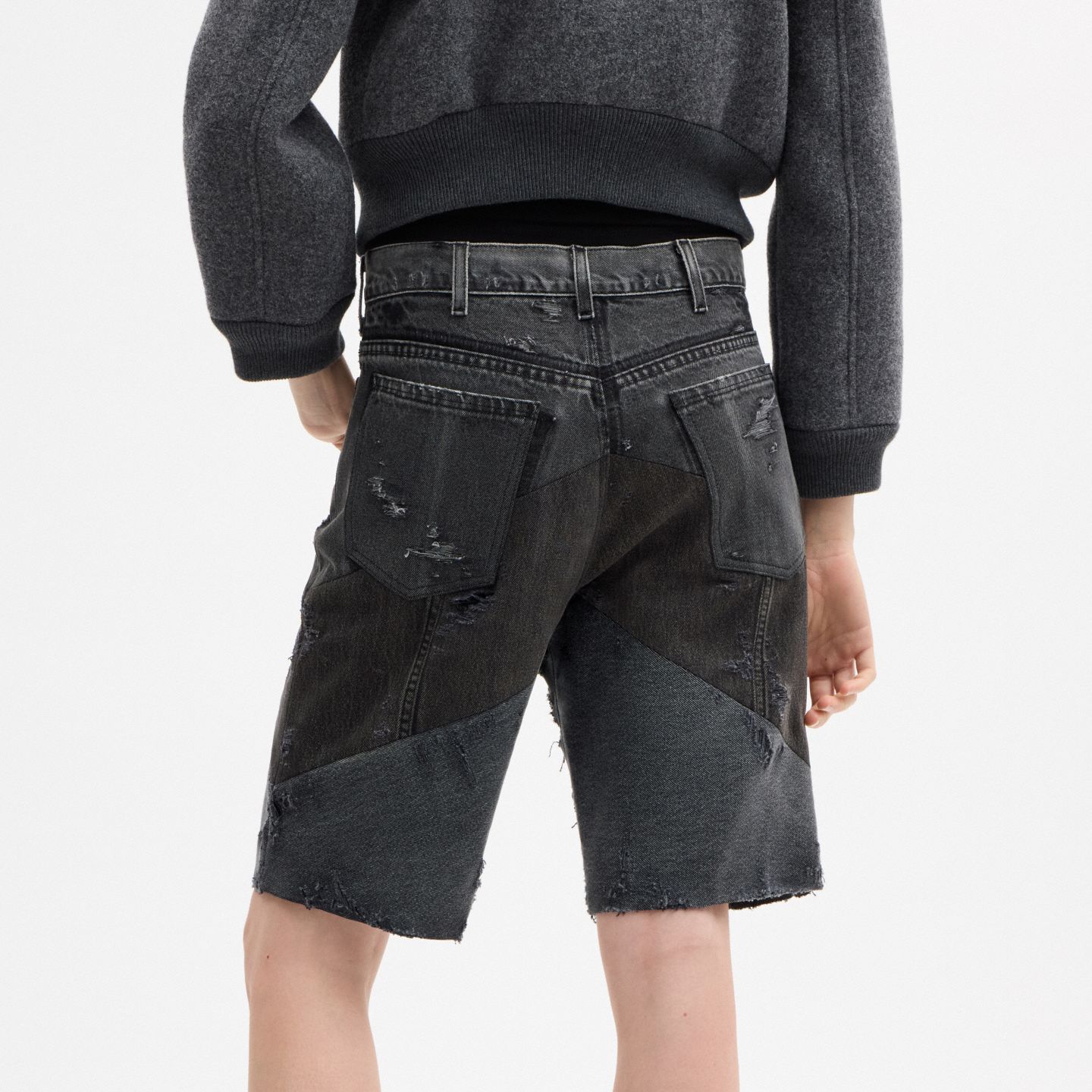 Женские шорты Coach Denim Shorts In Organic Cotton, цвет: Чёрный — фото 3