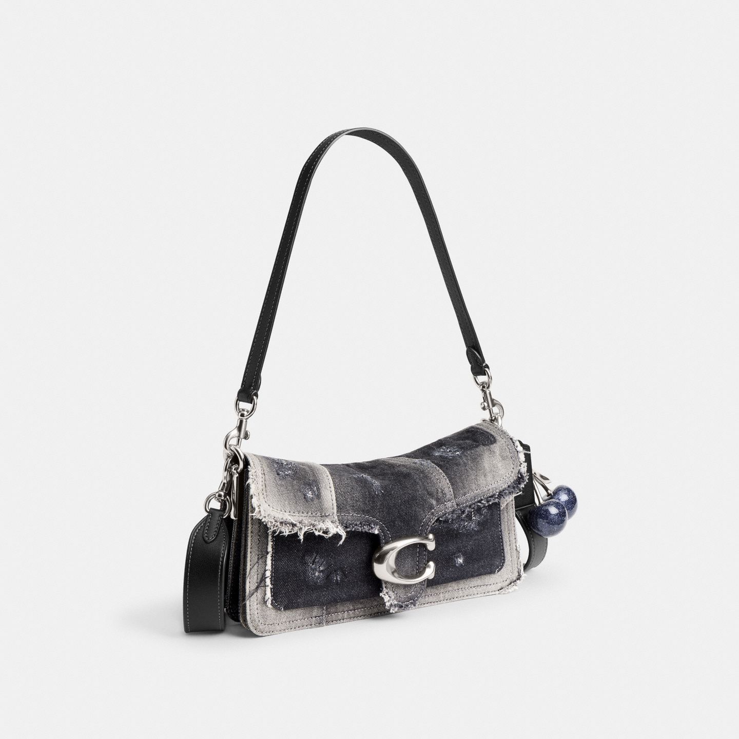 Женская сумка Coach Tabby Shoulder Bag 26, Inspired by Soyeon, цвет: Серебряный / Чёрный — фото 2