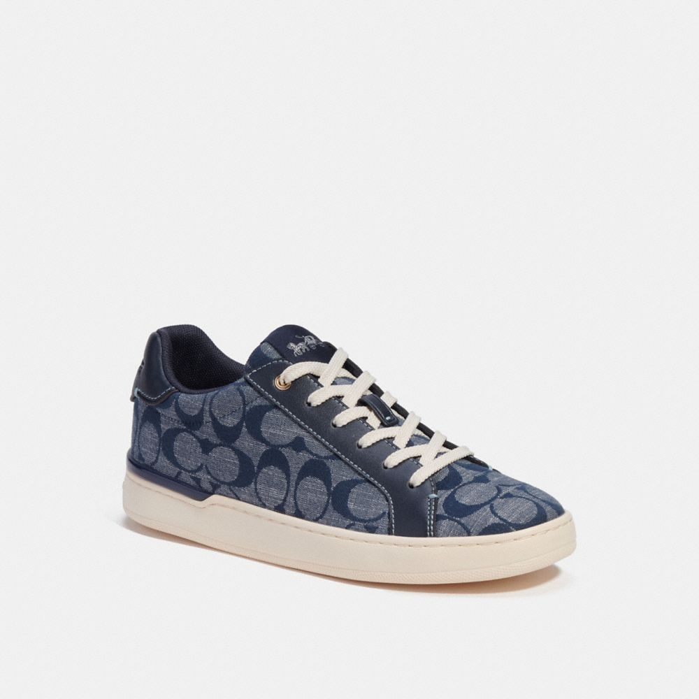 COACH®,CHAUSSURE DE SPORT BASSE CLIP EN CHAMBRAY SIGNATURE,Bleu marine Minuit,Front View