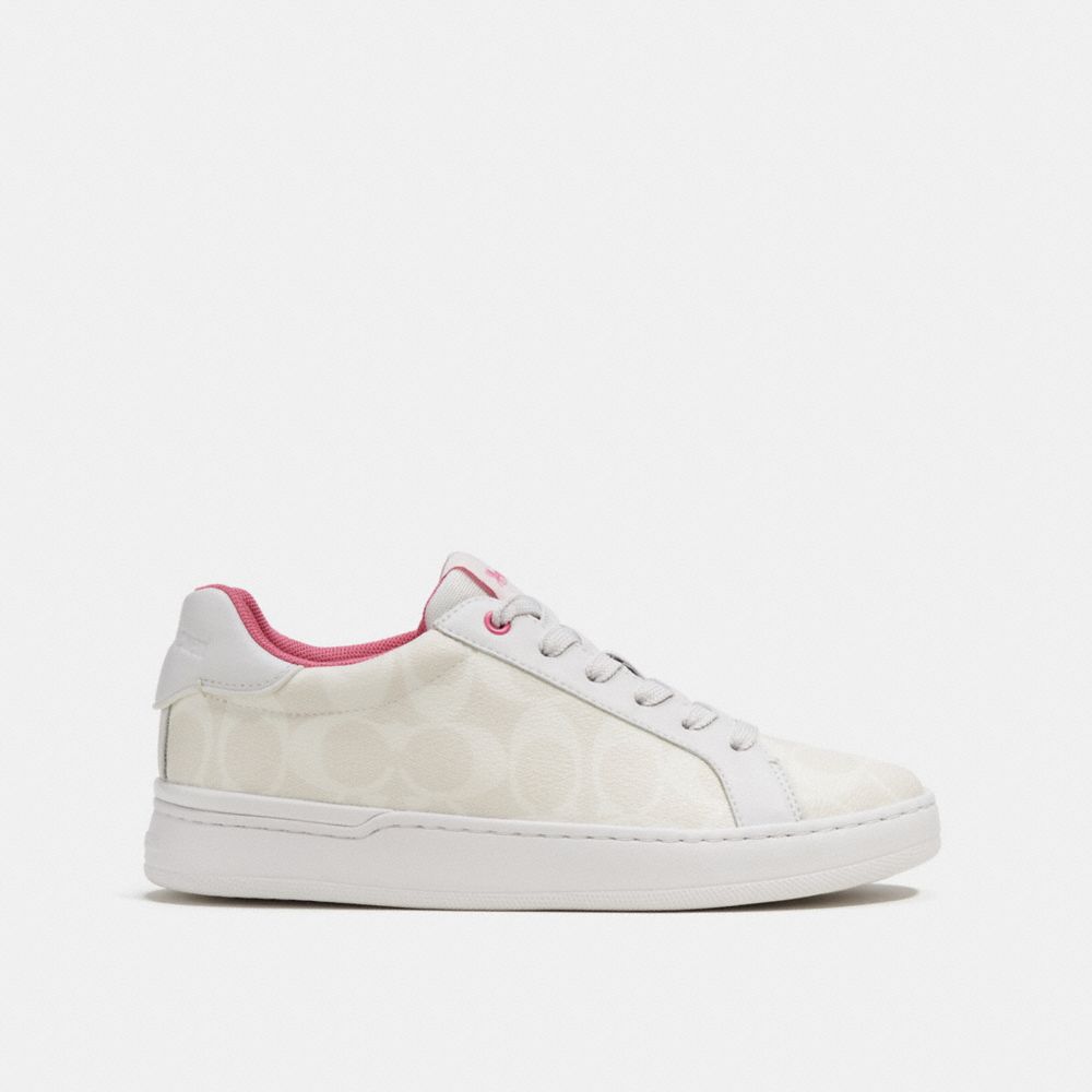 COACH®,CLIP LOW TOP SNEAKER IN SIGNATURE CANVAS,Leather,Optic White/ Petunia,Angle View
