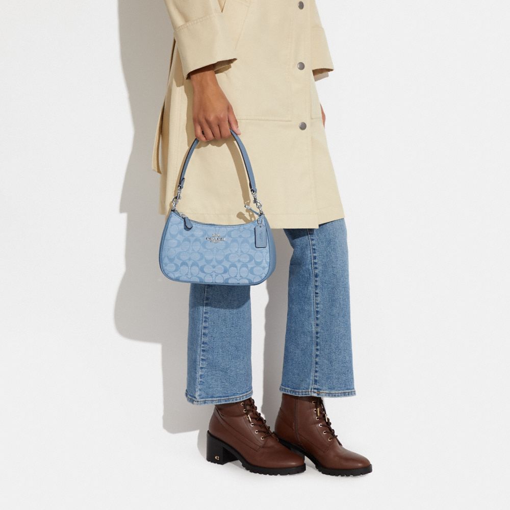 COACH®,Teri Shoulder Bag In Signature Chambray,,Detail View
