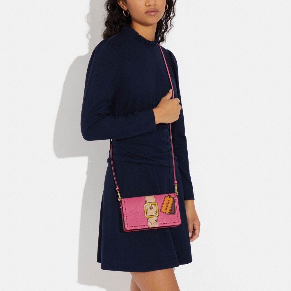 Coach Foldover Cut Out Clutch Crossbody in Signature Jacquard – Club de Mode