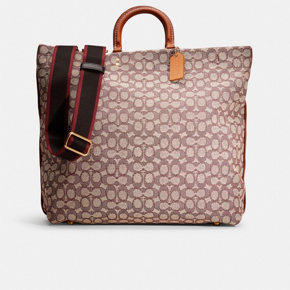 COACH®,RESTORED ROGUE TOTE IN SIGNATURE TEXTILE JACQUARD,Glovetanned Leather,Brass/Cocoa Red Sand,Front View