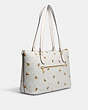 COACH®,GALLERY TOTE IN SIGNATURE CANVAS WITH BEE PRINT,X-Large,Gold/Chalk/Glacier White Multi,Angle View