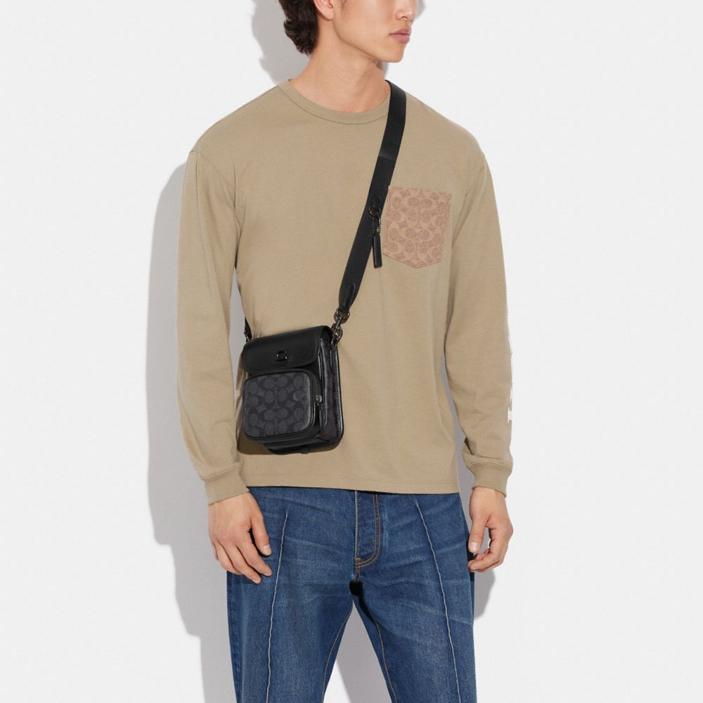 コーチ／ショルダーバッグ／メッセンジャー／シグネチャー／ストライプ／クロスボディ 公式】COACH – コーチ | リー クロスボディ・シグネチャー