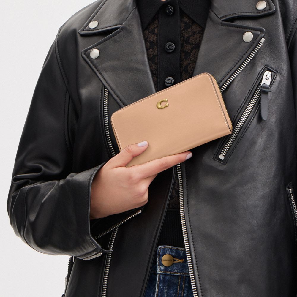 COACH®,Medium Zip Around Wallet,Calfskin Leather,Continental,Bi Fold,Logo,Metal,Casual,Beige,Detail View