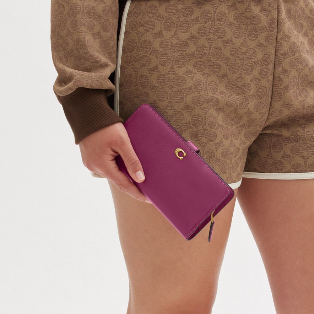 COACH®,Essential Slim Wallet,Calfskin Leather,Leather,Continental,Bi Fold,Logo,Metal,Casual,Fuchsia,Detail View