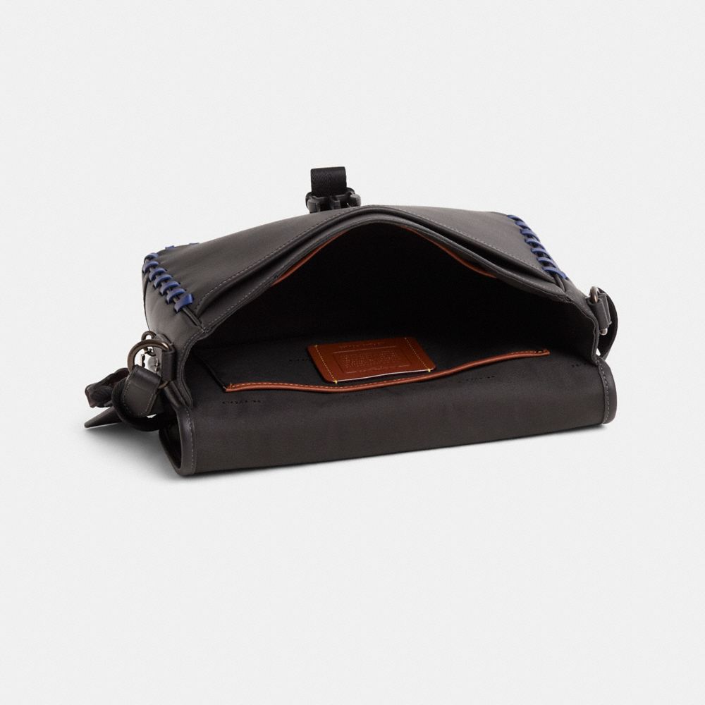 Reloved League Messenger Bag