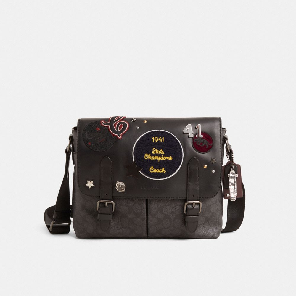 COACH®,Custom Metropolitan Soft Messenger,,Front View