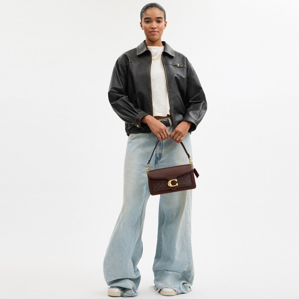 Женские сумки Coach Tabby Shoulder Bag 26 In Signature Canvas — фото 10