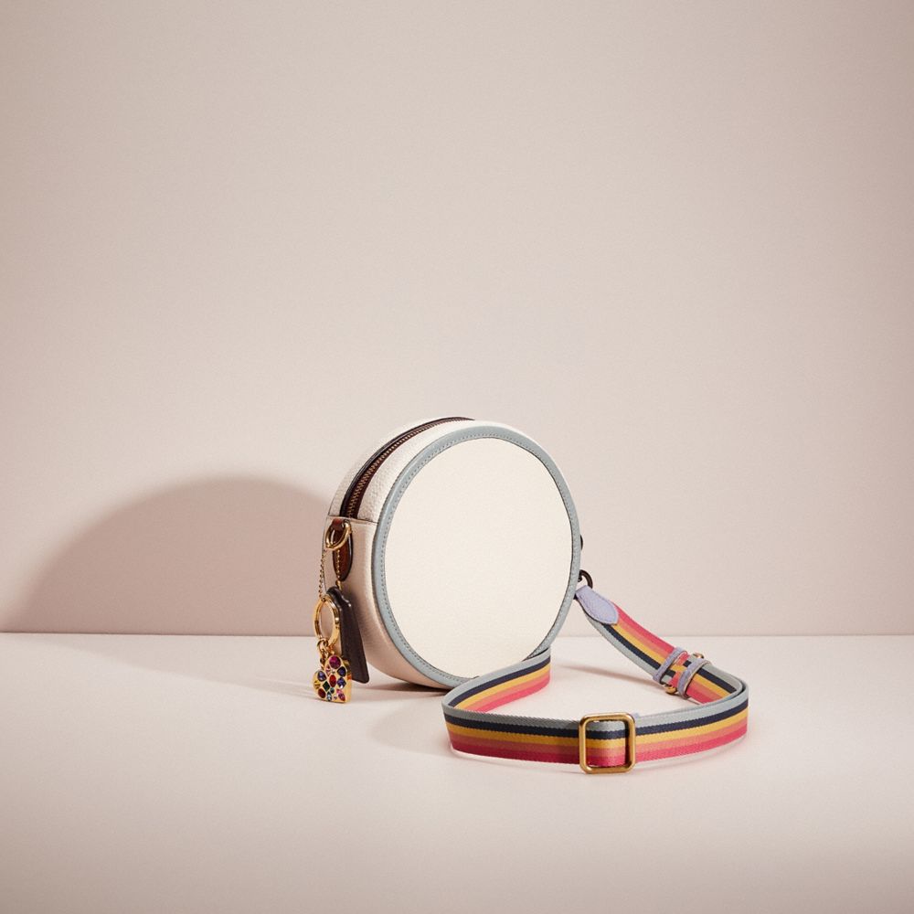 Upcrafted Kia Circle Bag In Colorblock