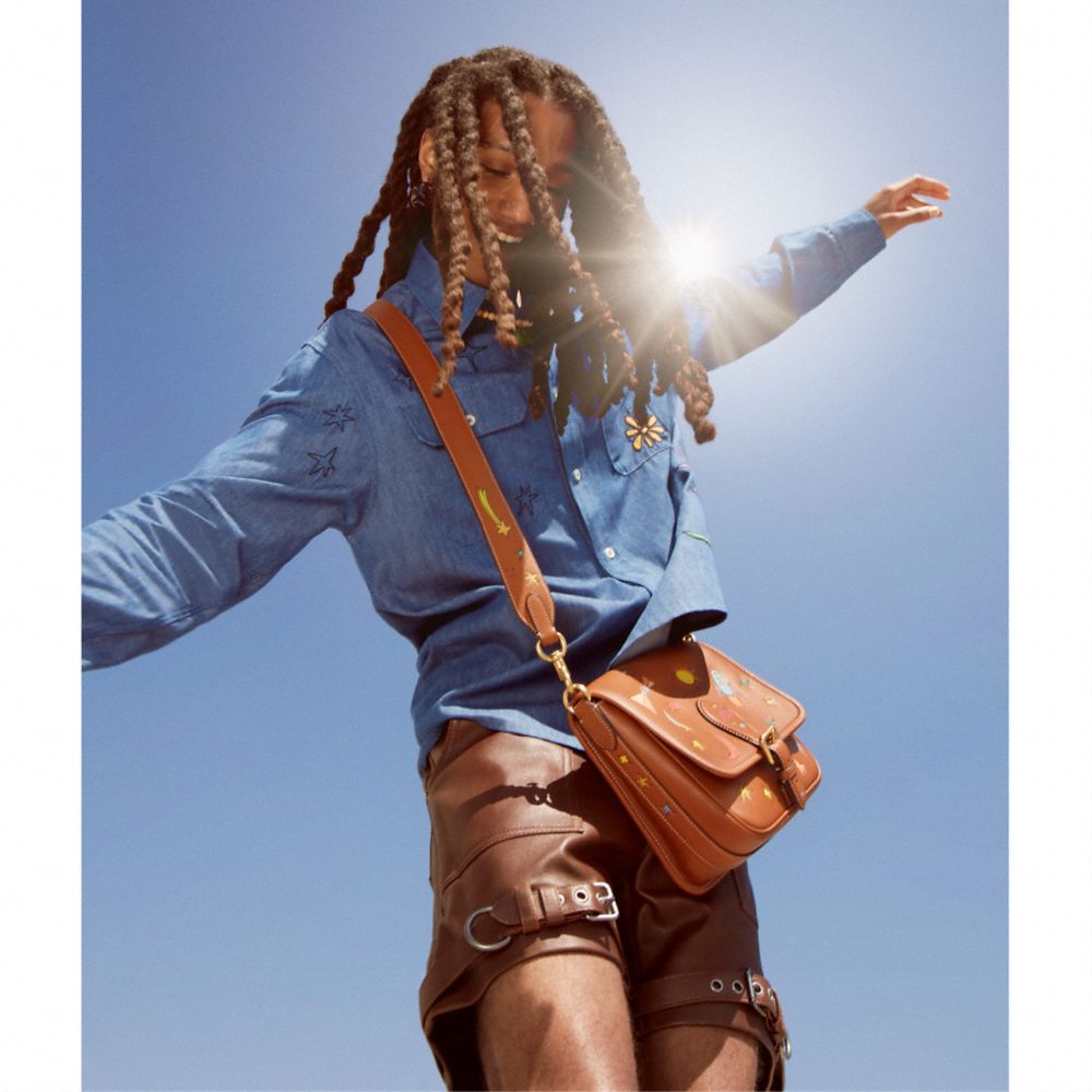 公式】COACH – コーチ | 【COACH X OBSERVED BY US】シャンブレー シャツ