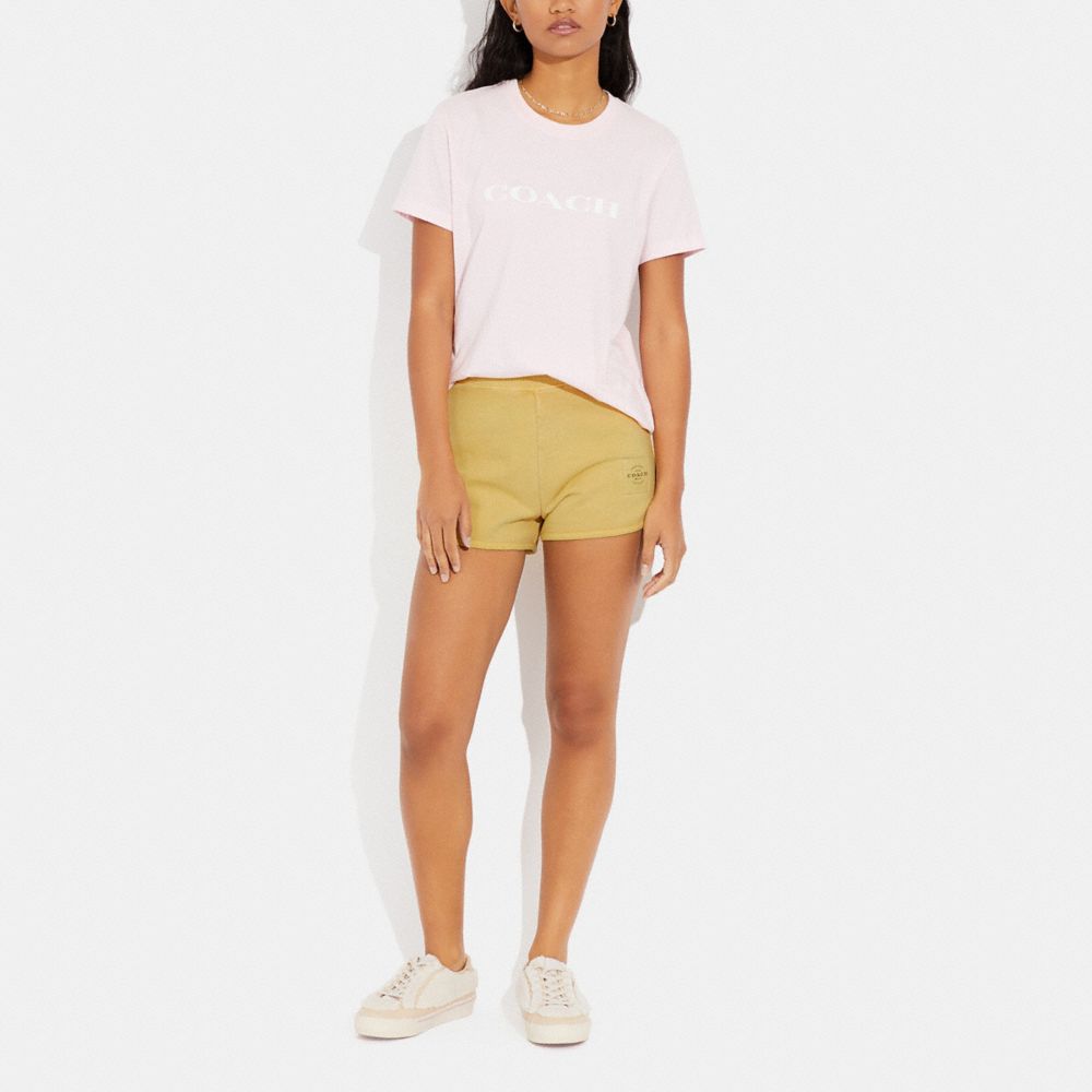 COACH®,ガーメント ダイ レトロ スウェット ショーツ,パンツ&スカート,ﾗｲﾄ ｲｴﾛｰ