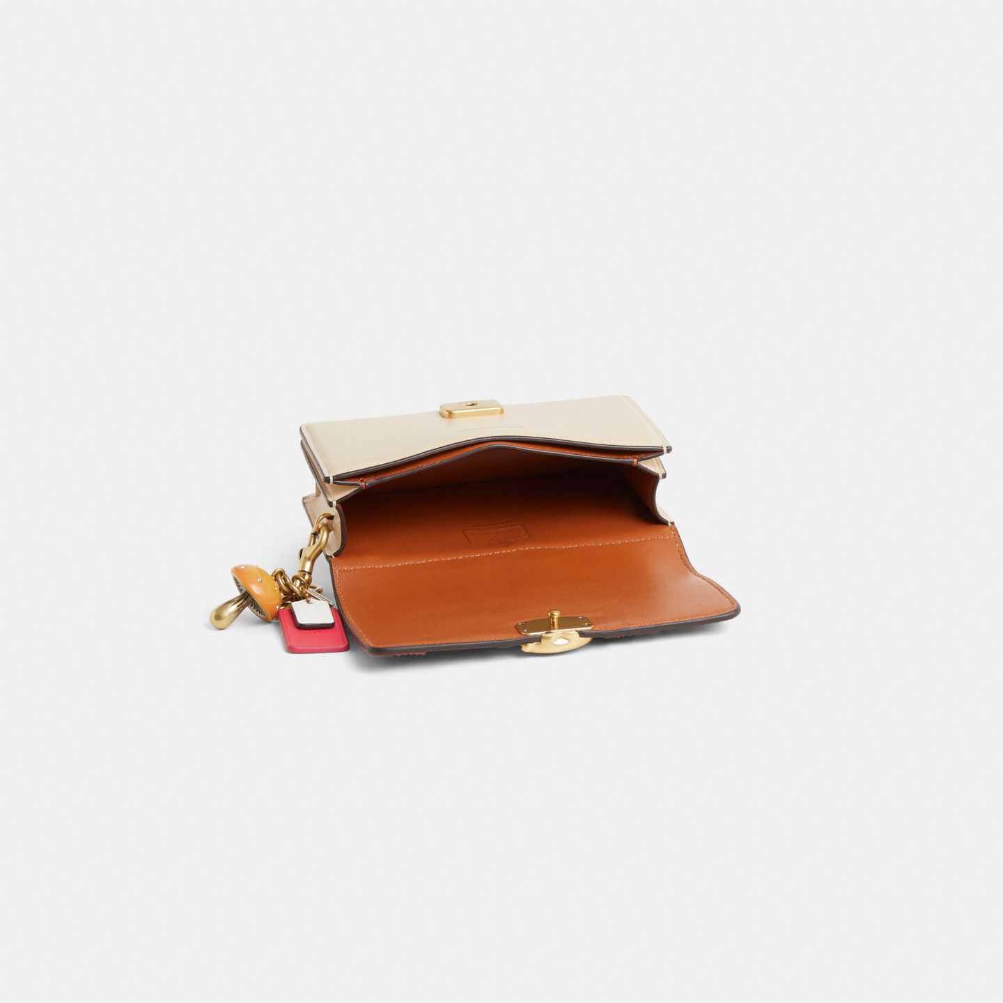 Женская сумка Coach Custom Bandit Belt, цвет: Латунный / Слоновая кость — фото 3